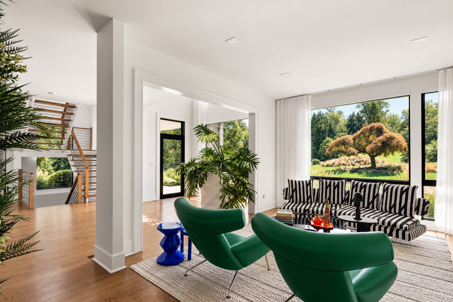 Sitting area at 286 Hartshorn Drive, Short Hills